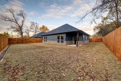 403 N Holman St, Decatur, TX 76234 - photo 4