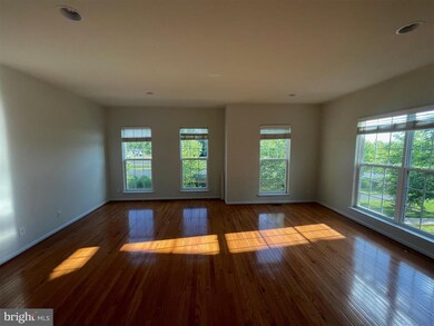 43519 Wheadon Terrace, Chantilly, VA 20152 - photo 4