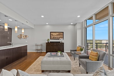 The Broadway unit 1505, San Antonio, TX 78209 - photo 3