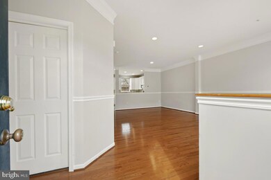20803 Shamrock Glen Cir, Germantown, MD 20874 - photo 5