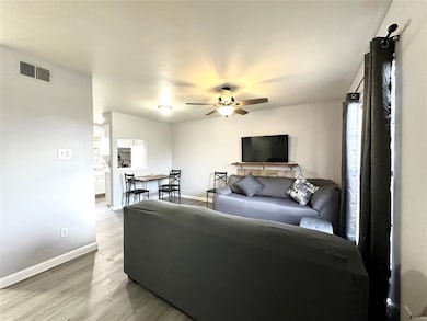 4120 Hartt St, Houston, TX 77025 - photo 2