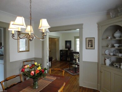 Corner China Cabinet highlights this spacious dini