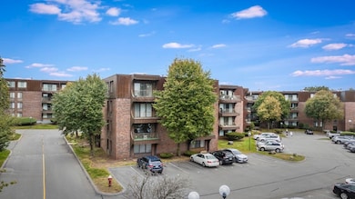 1002 Paradise Rd unit PHE, Swampscott, MA 01907 - photo 4