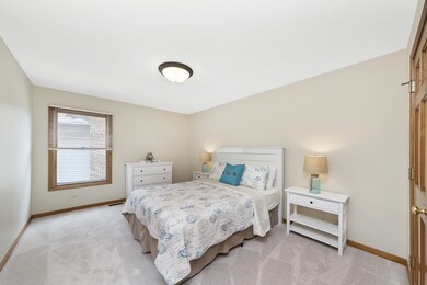 1940 Slippery Rock Rd, Naperville, IL 60565 - photo 6