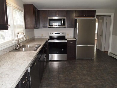 92 Lynch St, Providence, RI 02908 - photo 3