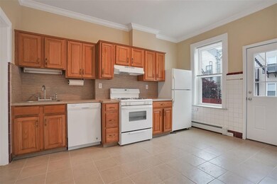 114 Highpoint Ave unit 1, Weehawken, NJ 07086 - photo 2