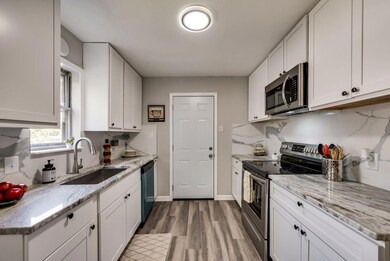 7904 Standley St, North Richland Hills, TX 76180 - photo 6