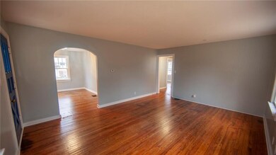 2923 E 5th St, Anderson, IN 46012 - photo 3