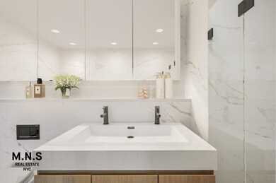 The Umbrella Factory unit 2-A, Brooklyn, NY 11211 - photo 6