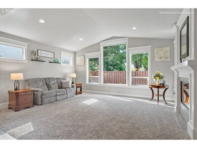 2538 Falls St, Forest Grove, OR 97116 - photo 4