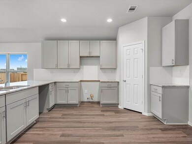 10059 Oakland Hills Dr, Cleveland, TX 77327 - photo 3