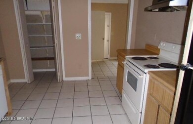 8866 Sandusky Ave S, Jacksonville, FL 32216 - photo 3