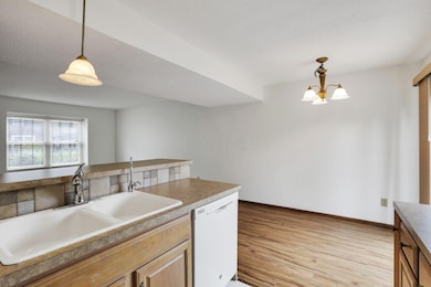 5062 Stoneybrook Blvd unit 3F, Hilliard, OH 43026 - photo 7