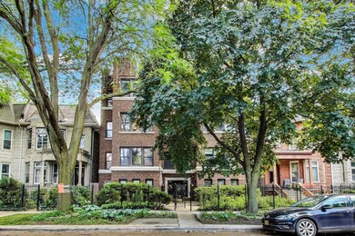 1311 W Pratt Blvd unit 2, Chicago, IL 60626 - photo 2