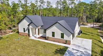 2310 Columbus Ave, Alva, FL 33920 - photo 3