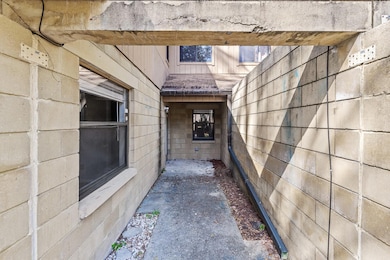 6926 SW 45th Ave, Gainesville, FL 32608 - photo 2