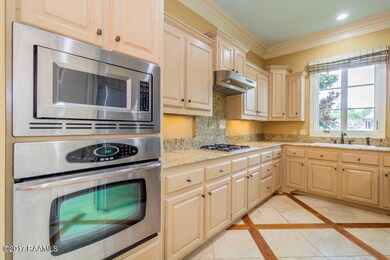 4-kitchen2
