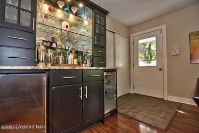 305 Camelot Dr, Stroudsburg, PA 18360 - photo 7