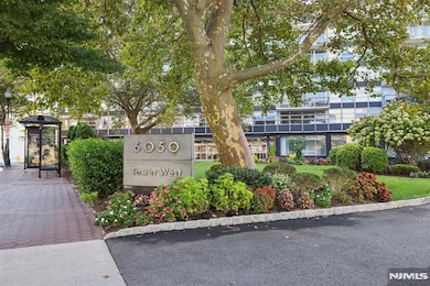 Tower West unit 8E, West New York, NJ 07093 - photo 3