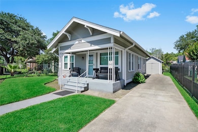 325 N Sidney St, Houston, TX 77003 - photo 3