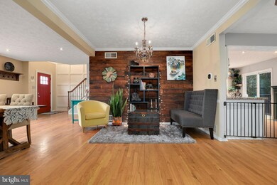 8106 Arrowhead Ct, Frederick, MD 21702 - photo 7