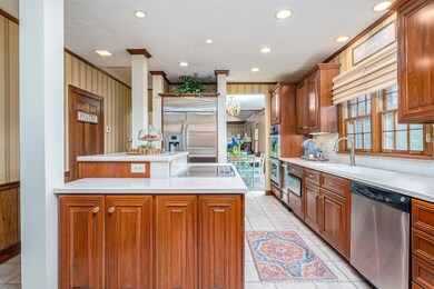 Stainless Steel Appliances, Electric Cooktop with Downdraft Exhaust