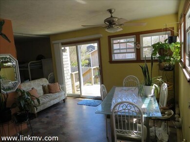 Dining area in one bedroom unit