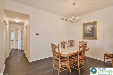 5808 Burning Tree Ln unit 5808, MacUngie, PA 18062 - photo 6