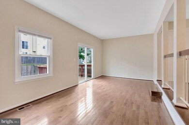 3003 Hickory Grove Ct, Fairfax, VA 22031 - photo 4