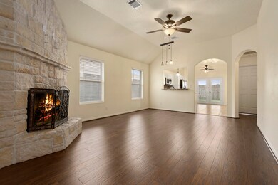 412 De Coster Blvd, Alvin, TX 77511 - photo 5