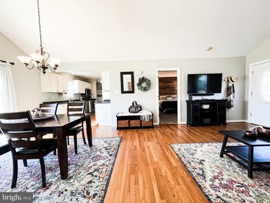 6905 Persimmon Ct, Bealeton, VA 22712 - photo 7