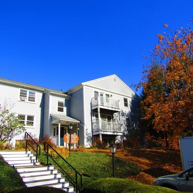 46 Evergreen Rd unit 309, Leeds, MA 01053 - photo 2