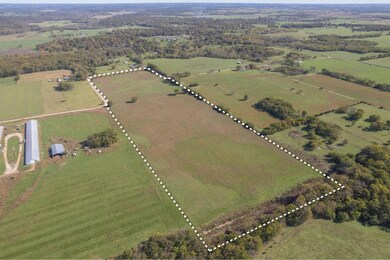 11693 Urchin Dr, Stark City, MO 64866 - photo 3