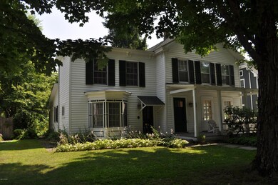 203 W Catharine St, Milford, PA 18337 - photo 7