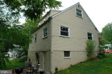 135 Lambert Dr, Manassas Park, VA 20111 - photo 3