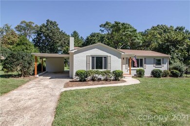 135 Rosemary Ln, Statesville, NC 28677 - photo 3