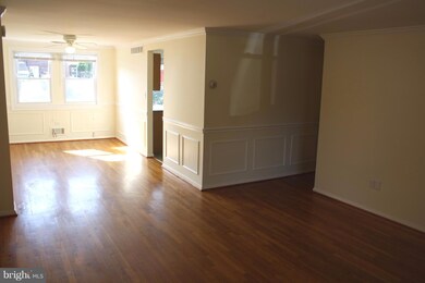 1040 Middleborough Rd, Essex, MD 21221 - photo 7