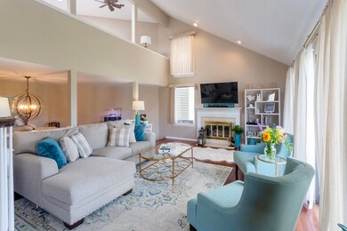 46CotswoldCir-40