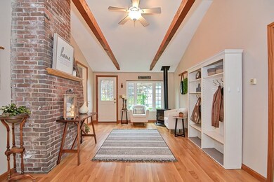 9 Oneida Rd, Acton, MA 01720 - photo 3