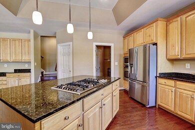 40674 Jade Ct, Leesburg, VA 20175 - photo 4