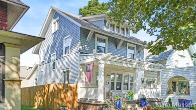 5 Auburn Front