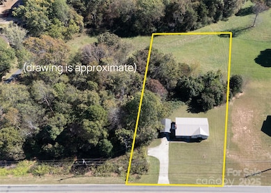 4186 Horseshoe Bend Rd, Hudson, NC 28638 - photo 2