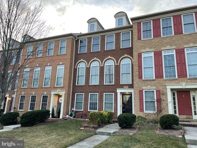 25789 Mews Terrace, Chantilly, VA 20152 - photo 2