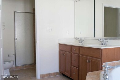 25320 Nesting Square, Chantilly, VA 20152 - photo 7