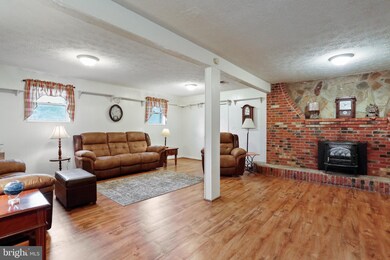 18 Fairview Ave, Front Royal, VA 22630 - photo 5