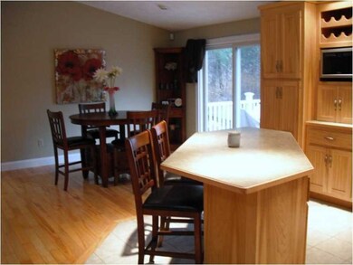 233 Old Oxford Rd, North Smithfield, RI 02896 - photo 6