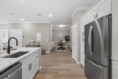 10100 S Willow St unit 303, Manchester, NH 03103 - photo 5