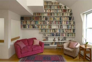 19 Centre St unit 4, Cambridge, MA 02139 - photo 5