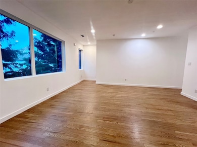 1430 Grigsby Ave unit 102, Dallas, TX 75204 - photo 6