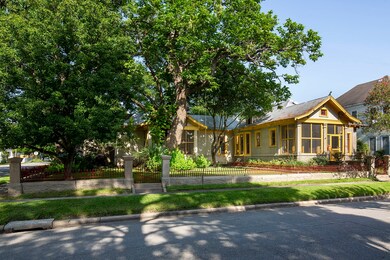 308 Cordell St, Houston, TX 77009 - photo 5